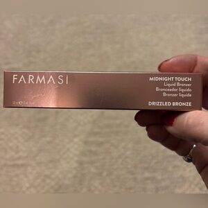 NIB Bronzer 
Farmasi Midnight Touch Liquid Bronzer in Drizzled Bronze Color